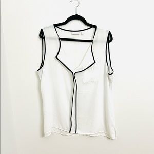 New York & Company Sleeveless Blouse